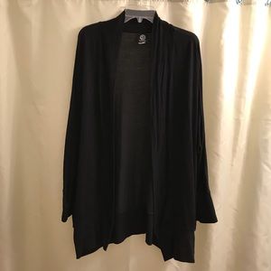 Bobeau Slouchy Sweater with pockets!